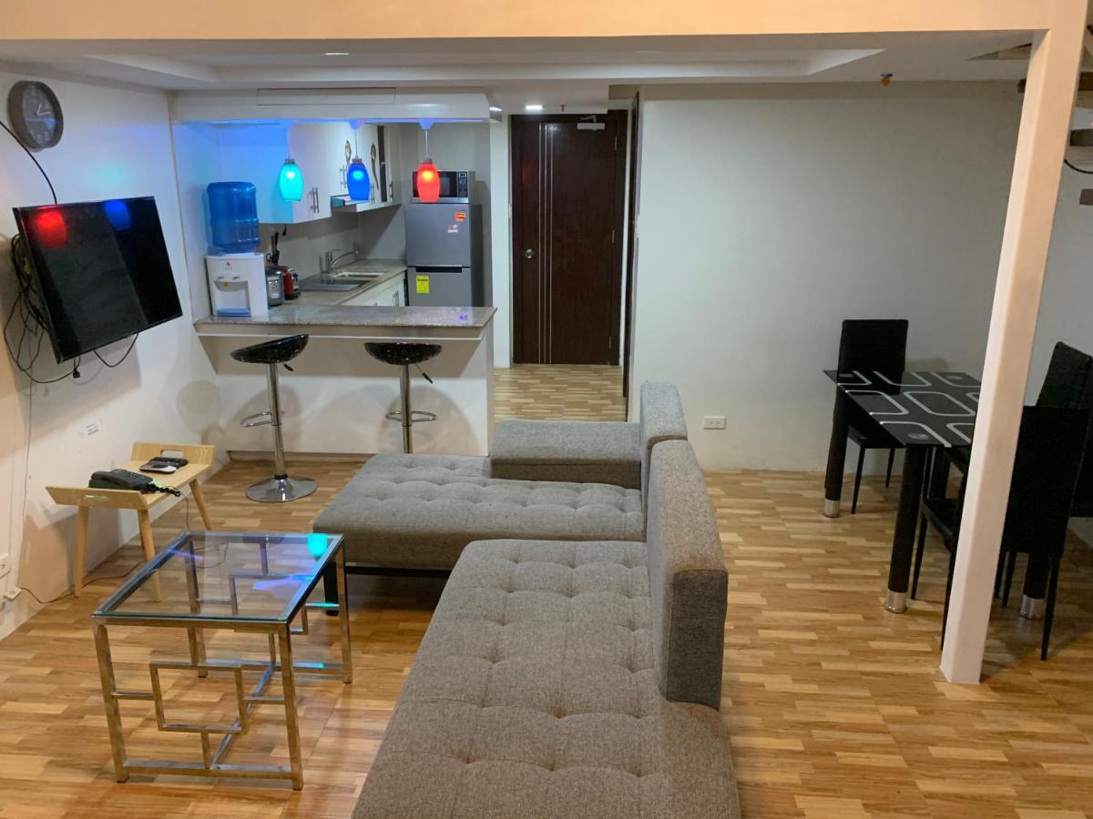 Club Ultima Cebu City Себу Экстерьер фото